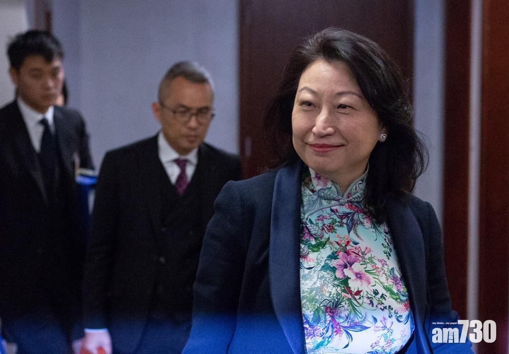 鄭若驊卸任後重新執業做資深大律師，彰顯香港一國兩制獨特優勢。(資料圖片)