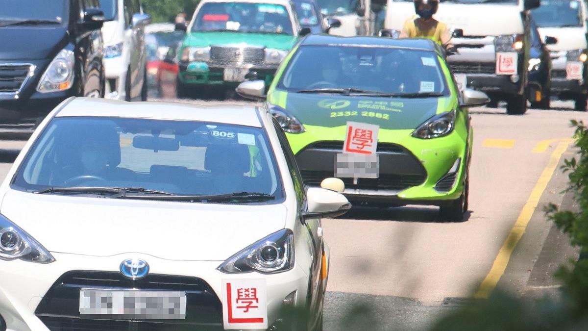 帳委會批評運輸署輪候考車時間不斷延長不能接受。(資料圖片／羅庸軒攝)