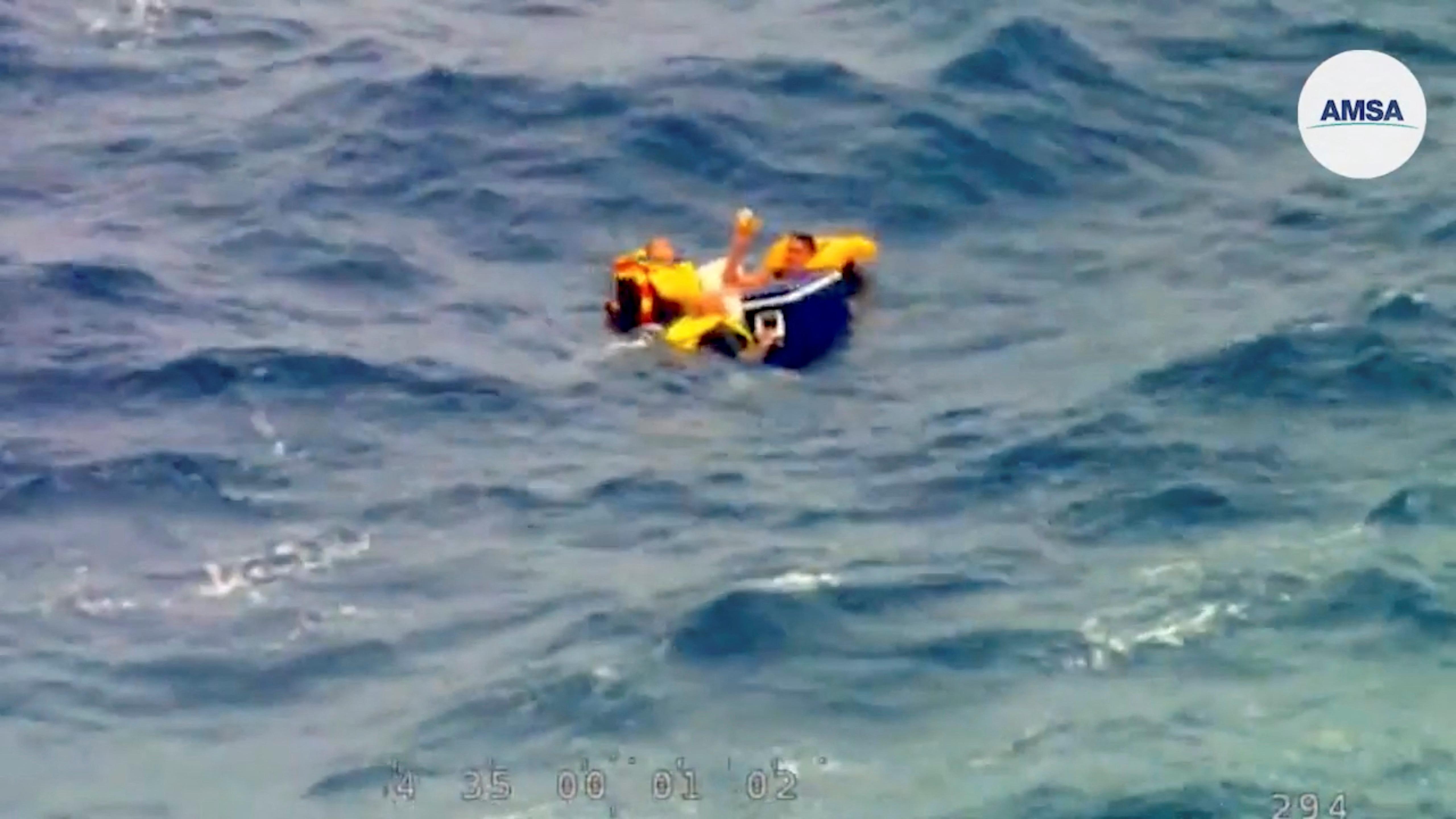 男子早前在海中獲救，不過原因是涉及國際運毒案。(路透社)