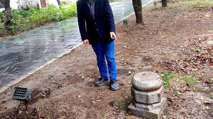 迷信「供奉老石頭」轉運 廣西男偷清代石墩被捕