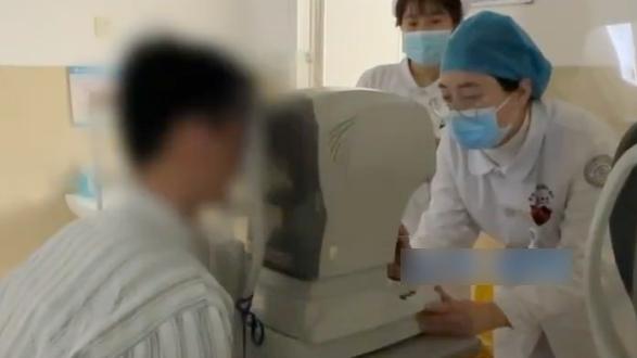 山東少年按摩槍按眼球欲控制近視 結果導致白內障