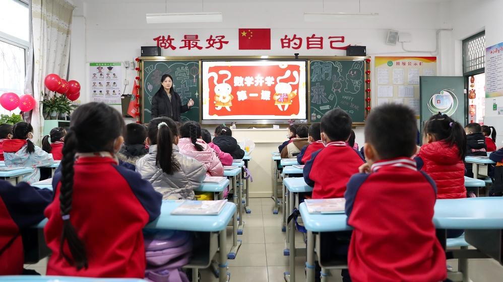 疫情｜杭州十多名中小學生染新冠 專家：上一波感染餘波