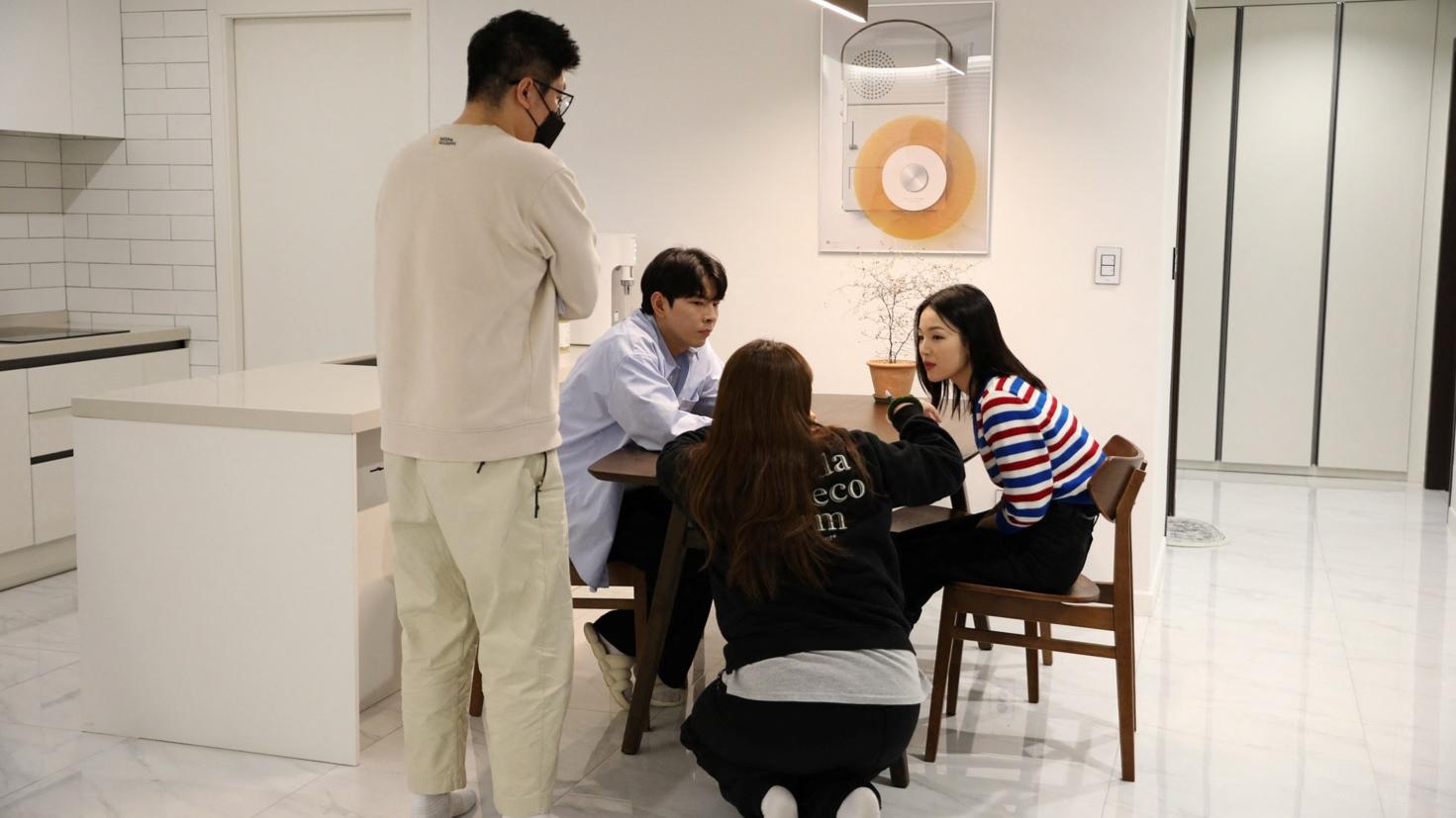 「不要結婚，要同居」是南韓熱播的戀愛真人騷。(路透社)