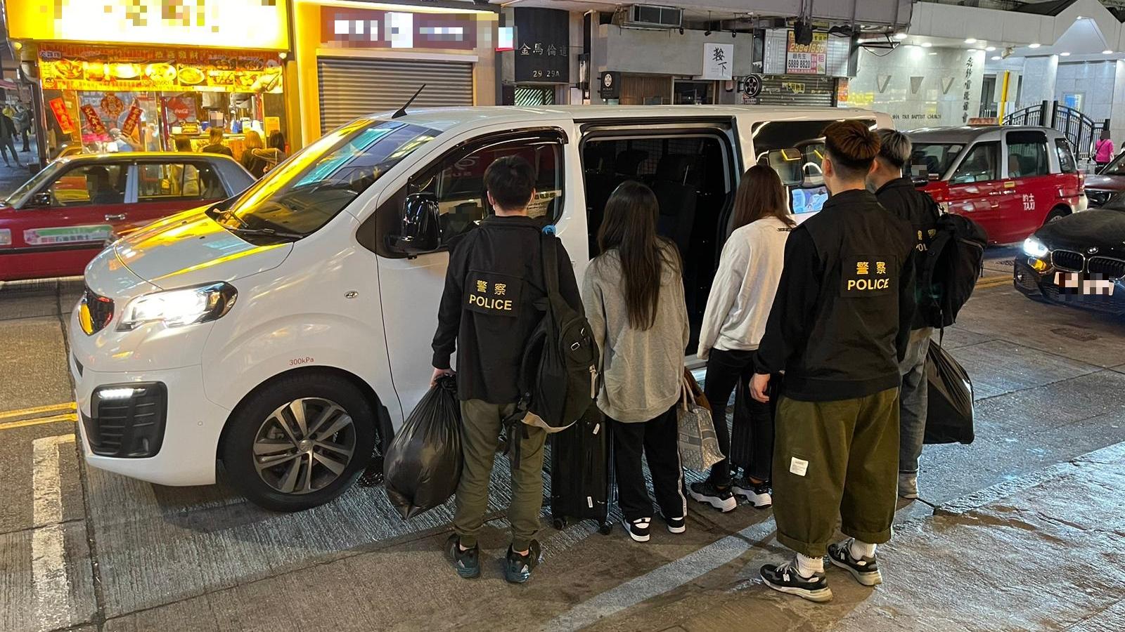 警油尖掃黃，拘捕8名內地女及2名外籍女。(警方圖片)