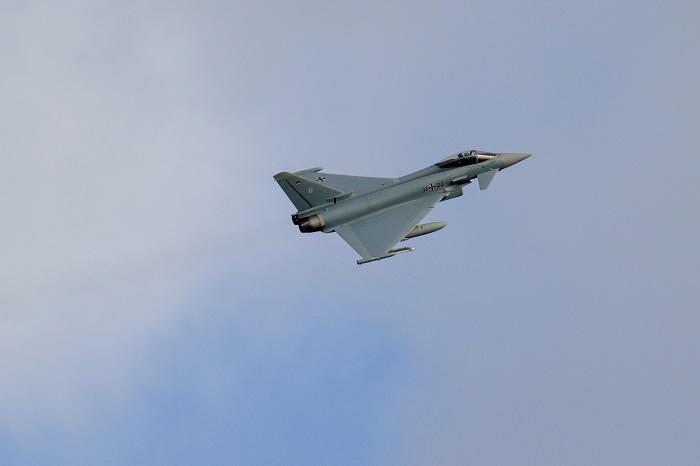 德國與英國的戰機在愛沙尼亞執行巡邏任務，攔截了一架俄羅斯的軍機。(路透社)