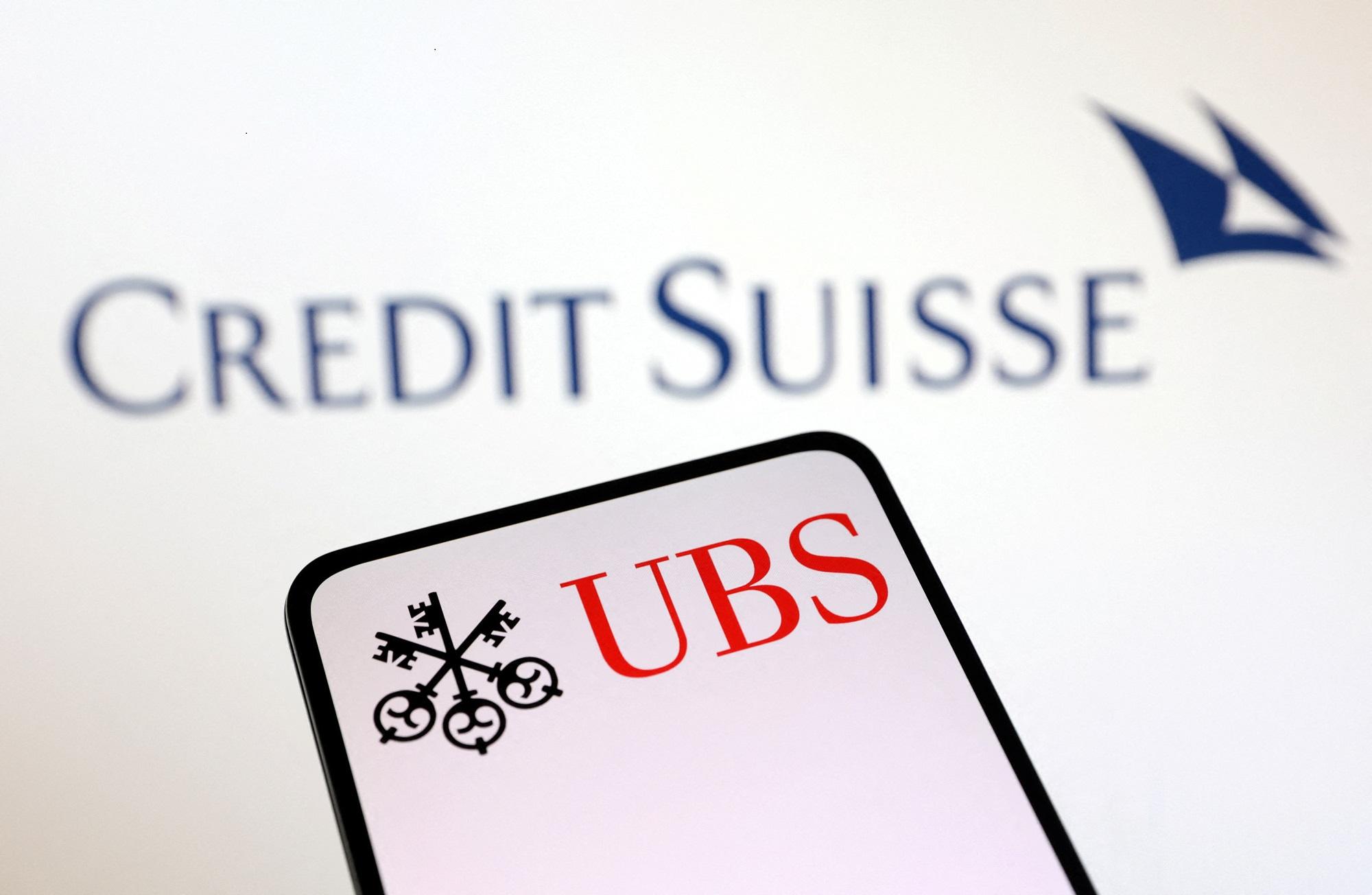 2023-03-18T142357Z_1722629271_RC2BWZ9VW5U3_RTRMADP_3_GLOBAL-BANKS-CREDIT-SUISSE-UBS-GROUP_0.JPG