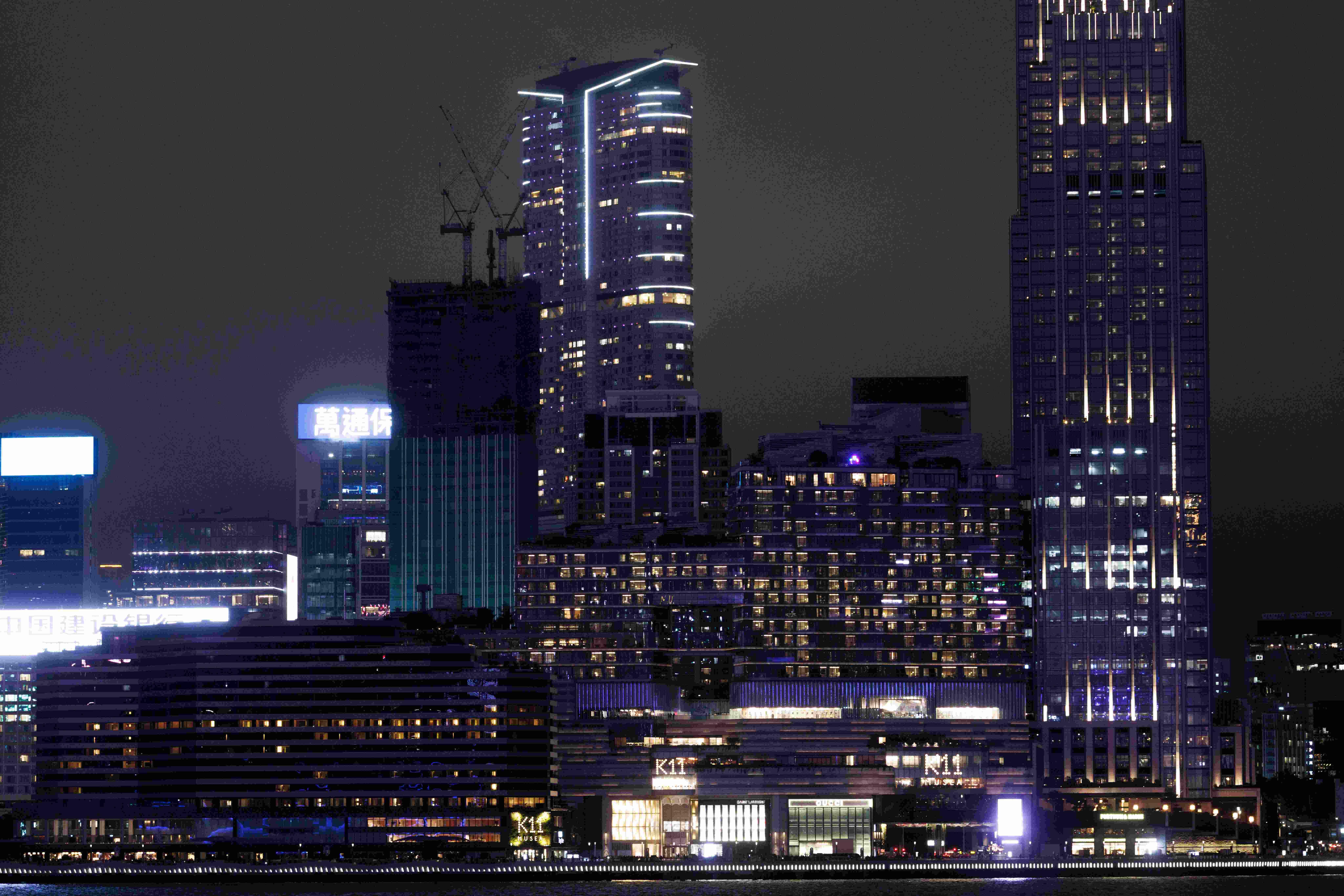 灣仔 電費加價配相