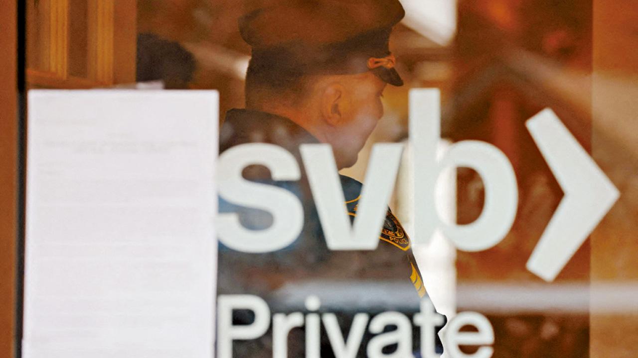 穩陣銀行首先倒閉，有無搞錯！