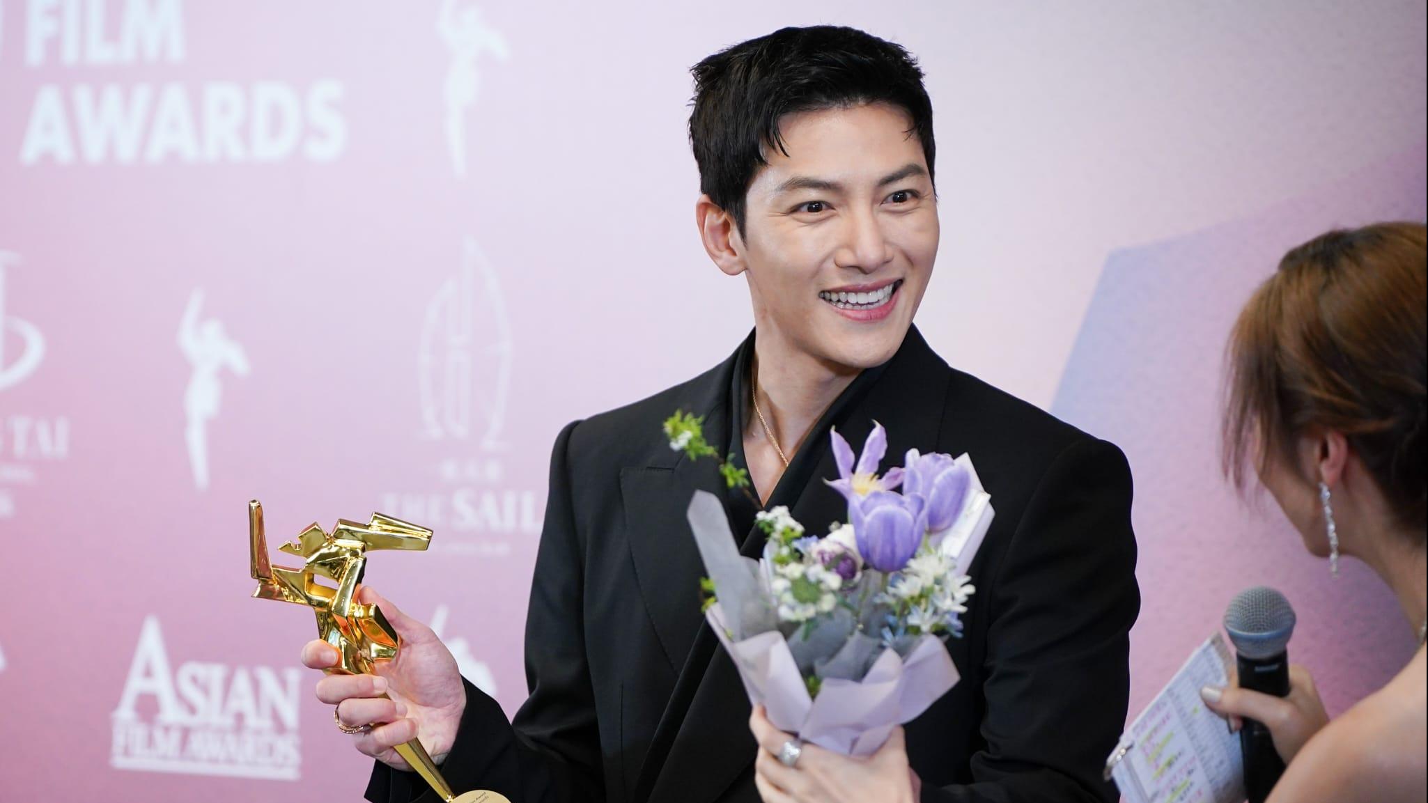 亞洲電影大獎｜池昌旭成功與梁朝偉合照 盼獲香港導演賞識