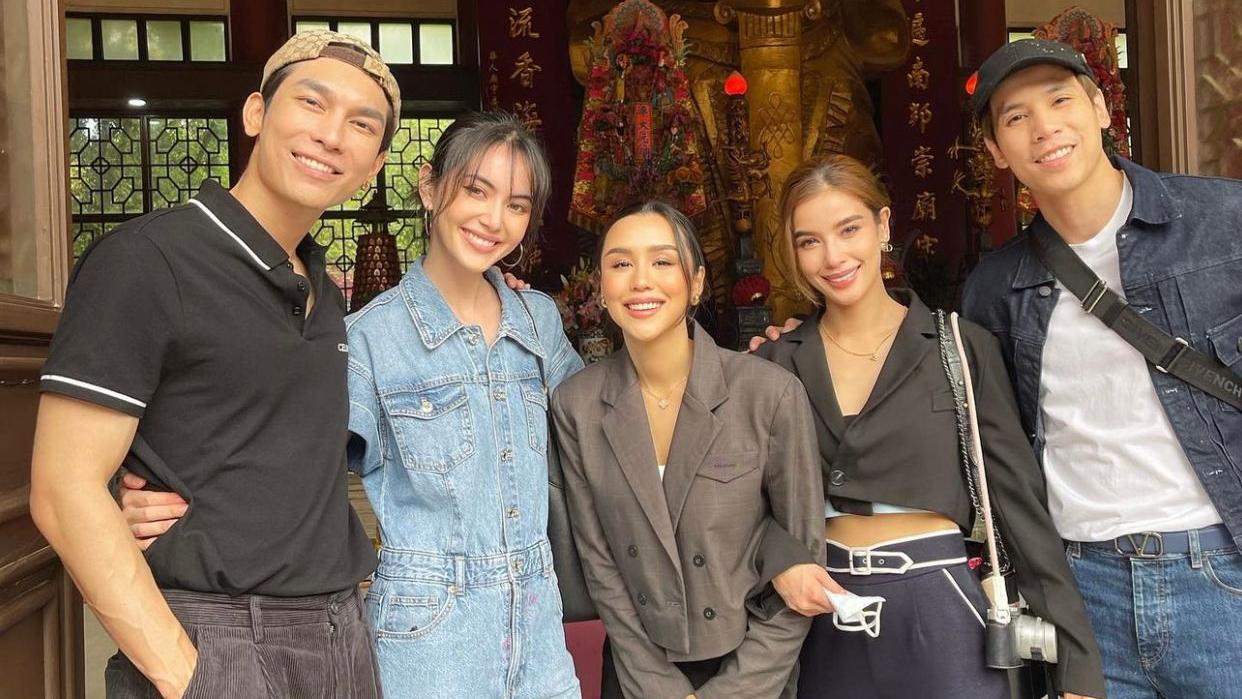 嚇鬼阿嫂訪港 泰國首席女神Davika入車公廟上香