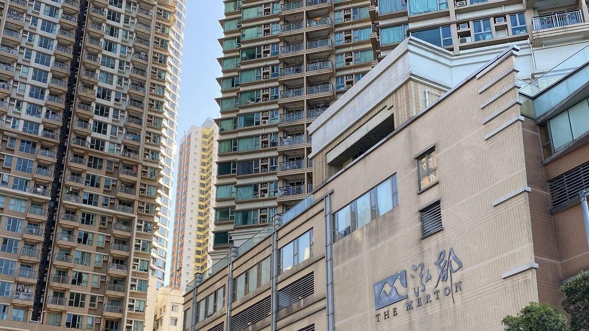 臨海而建的堅尼地城泓都，新近錄得兩房望市景單位以950萬元易手，呎價2萬元水平，屬屋苑最平入場單位。