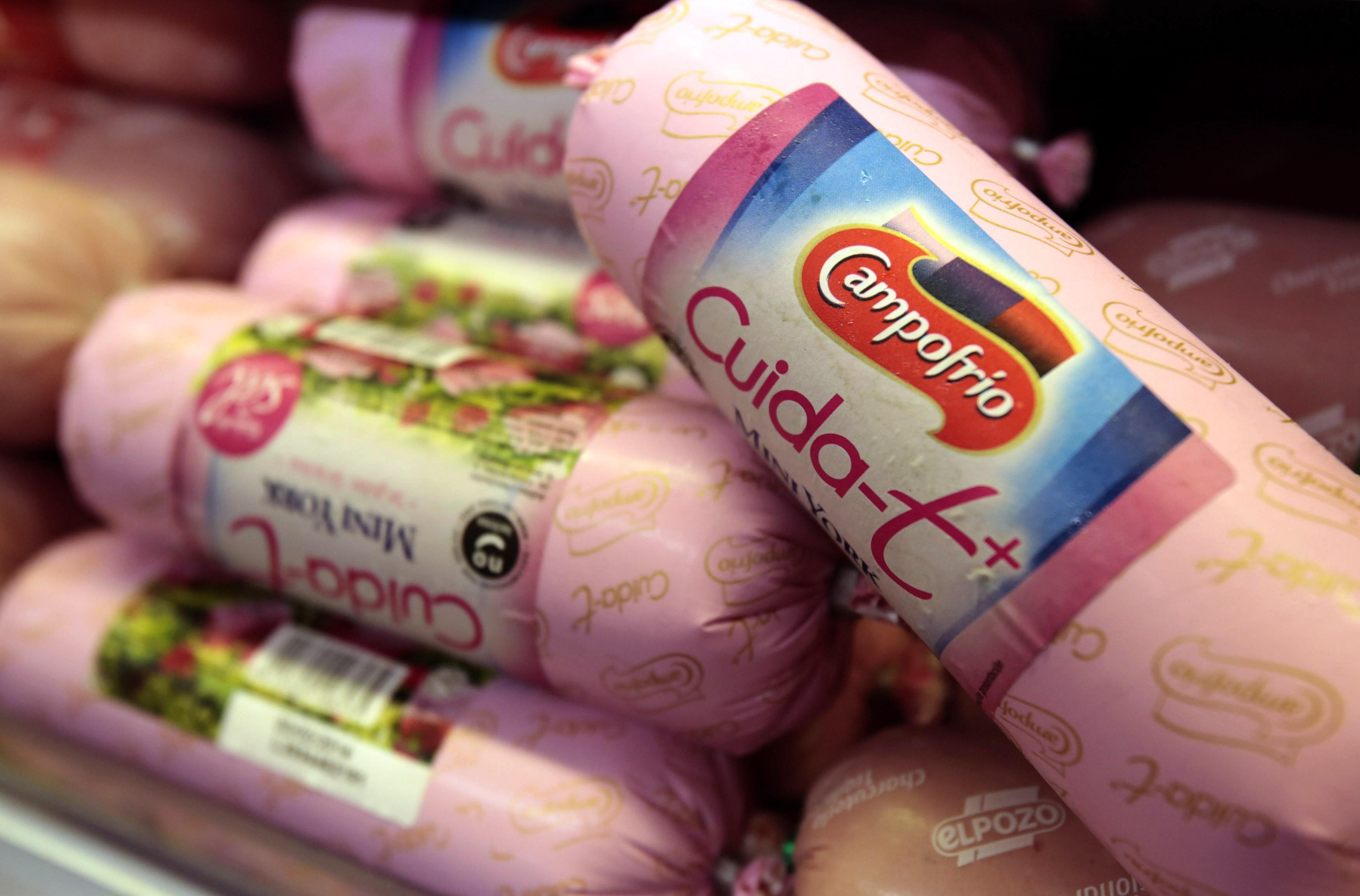 盈利預告｜萬洲盈警 上季少賺56%