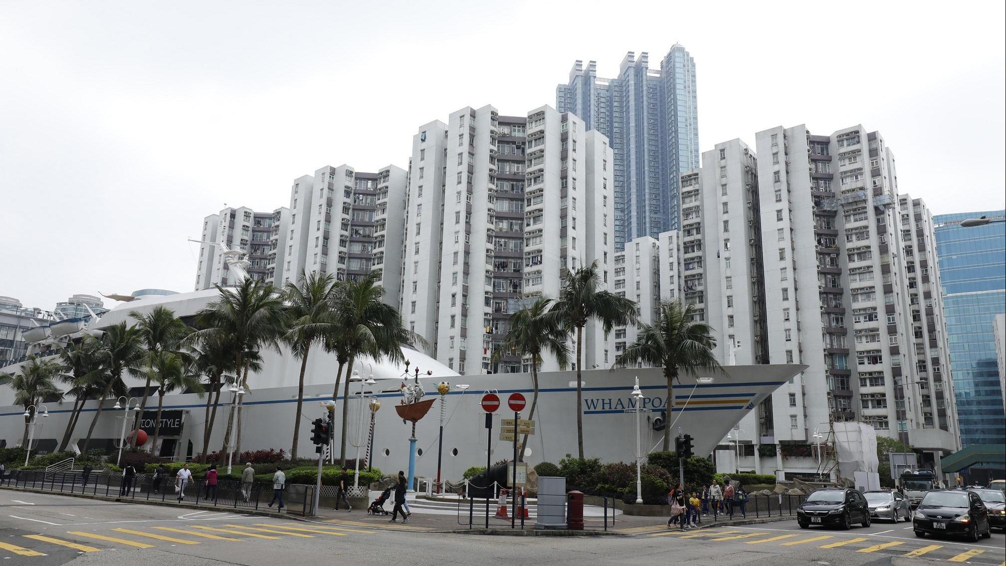 市區藍籌屋苑黃埔花園10期一個套三房單位，最新以1,050萬元易手，呎價14,831元。