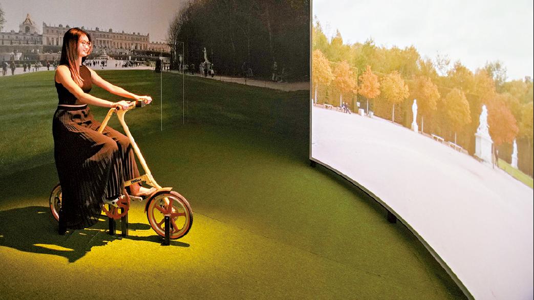 虛擬凡爾賽宮之旅文化博物館舉行 單車遊 聽路易十四聲 聞特調香氣 多重感官欣賞