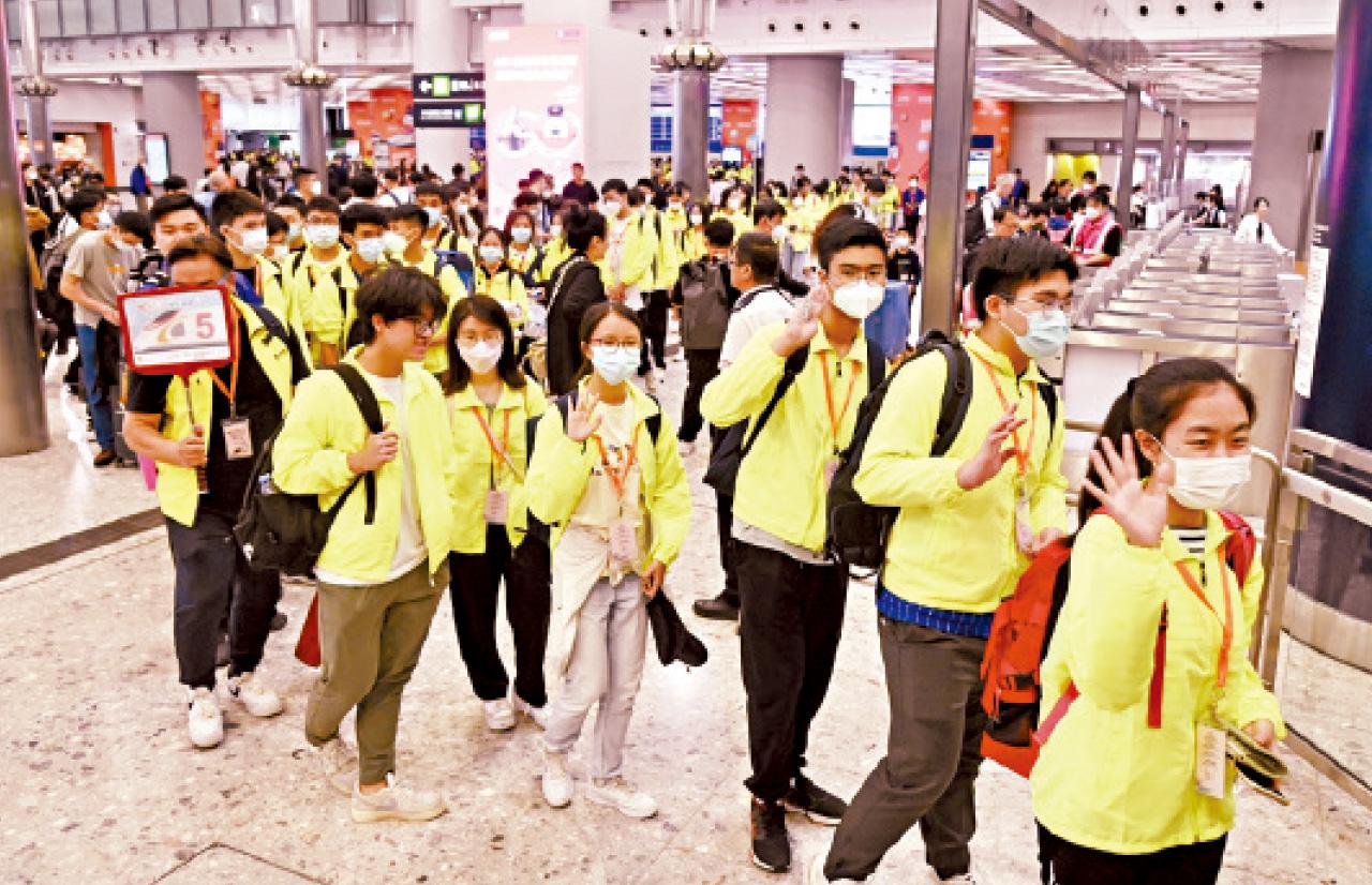 香港青年接棒發揮香港所長 貢獻國家所需