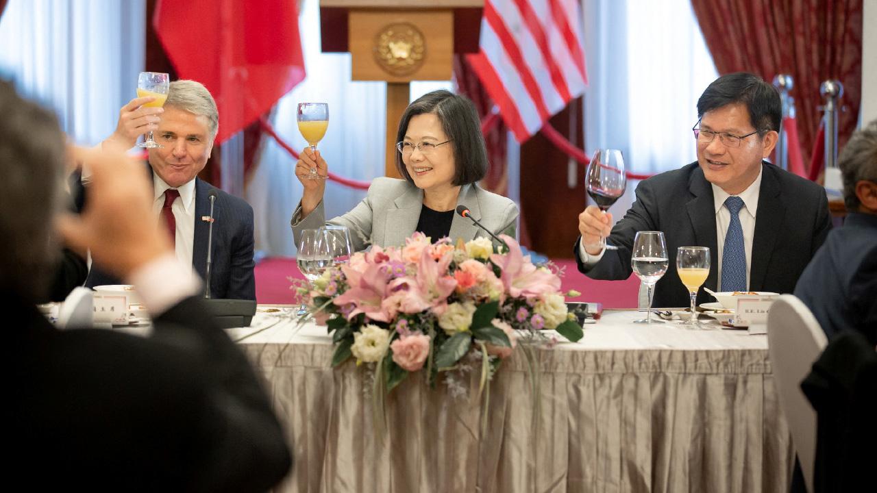 台海正朝良好方向發展