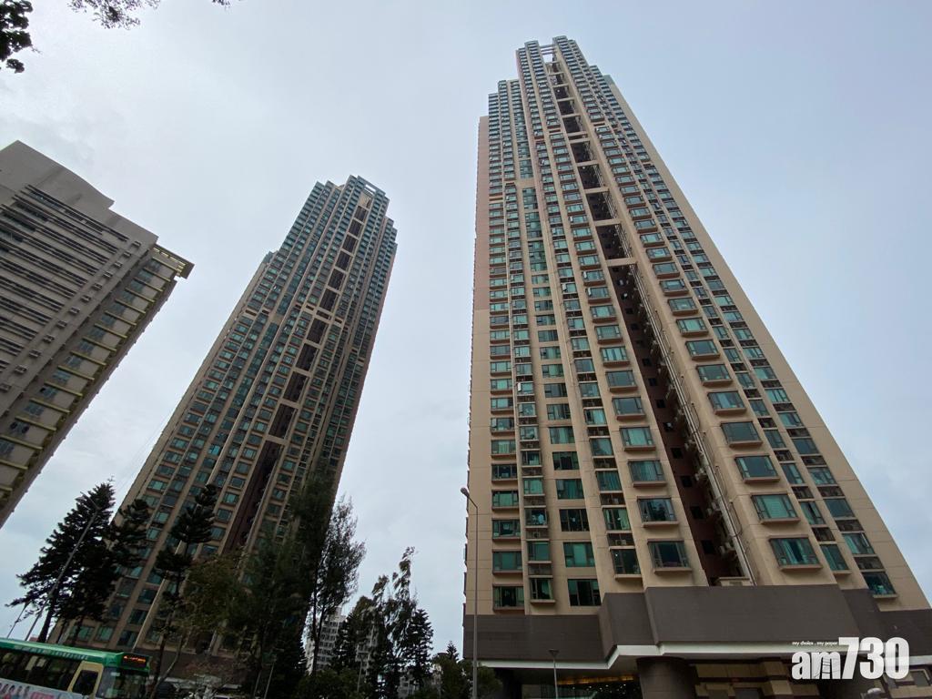 西環寶翠園37樓外牆棚架傾側 兩工人半天吊碰撞吐血