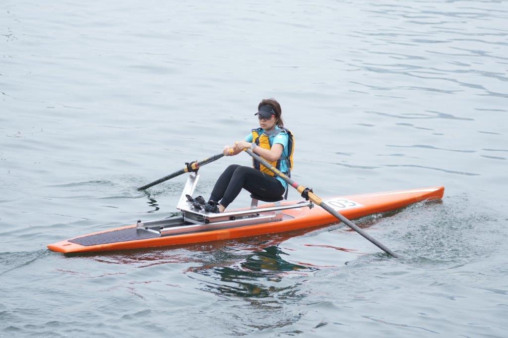 首屆九龍東賽艇節觀塘舉行。(陳奕釗攝)