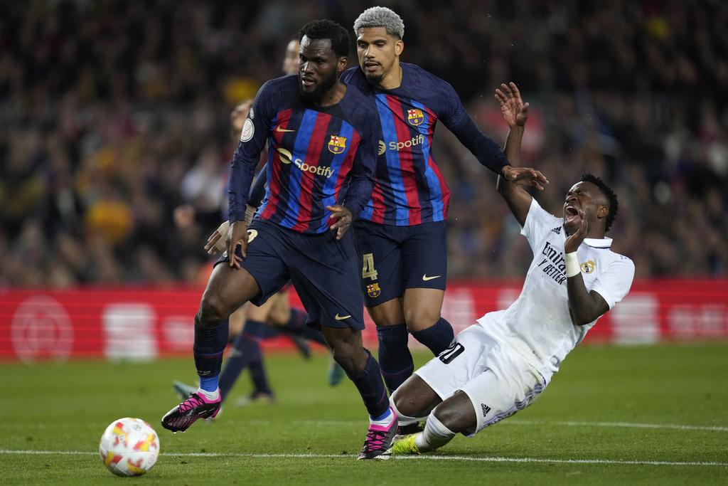 巴塞隆拿於西甲拋離皇家馬德里，錦標在望。（美聯社）