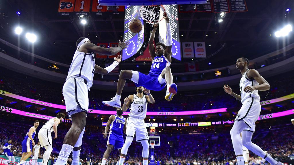 76人在首圈第2場再贏籃網。(美聯社)