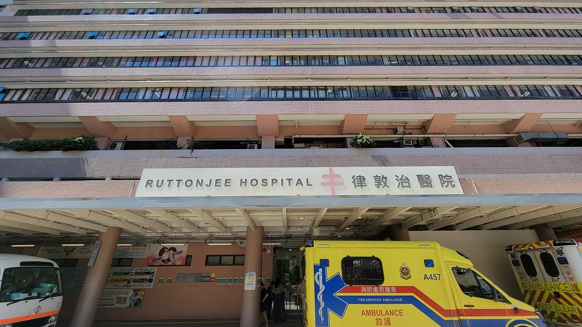 律敦治醫院有病房爆發新型肺炎群組。(資料圖片)