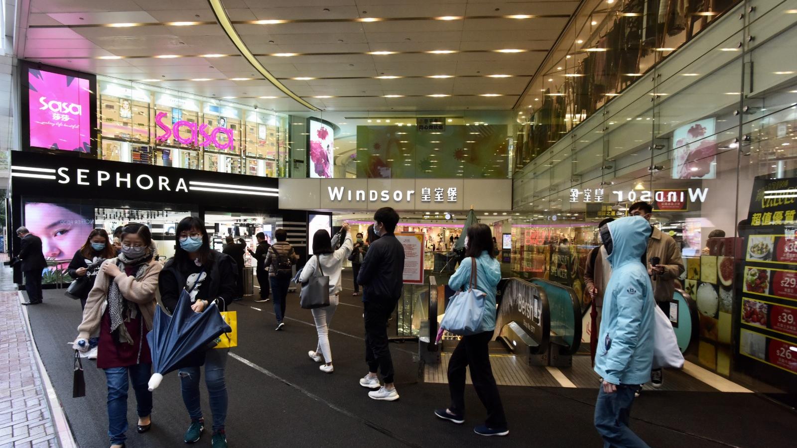 近月零售核心區商舖租賃交投增加，市傳無印良品以月租50萬元，承租銅鑼灣皇室堡商場地庫全層約1.5萬方呎舖位。(資料圖片)