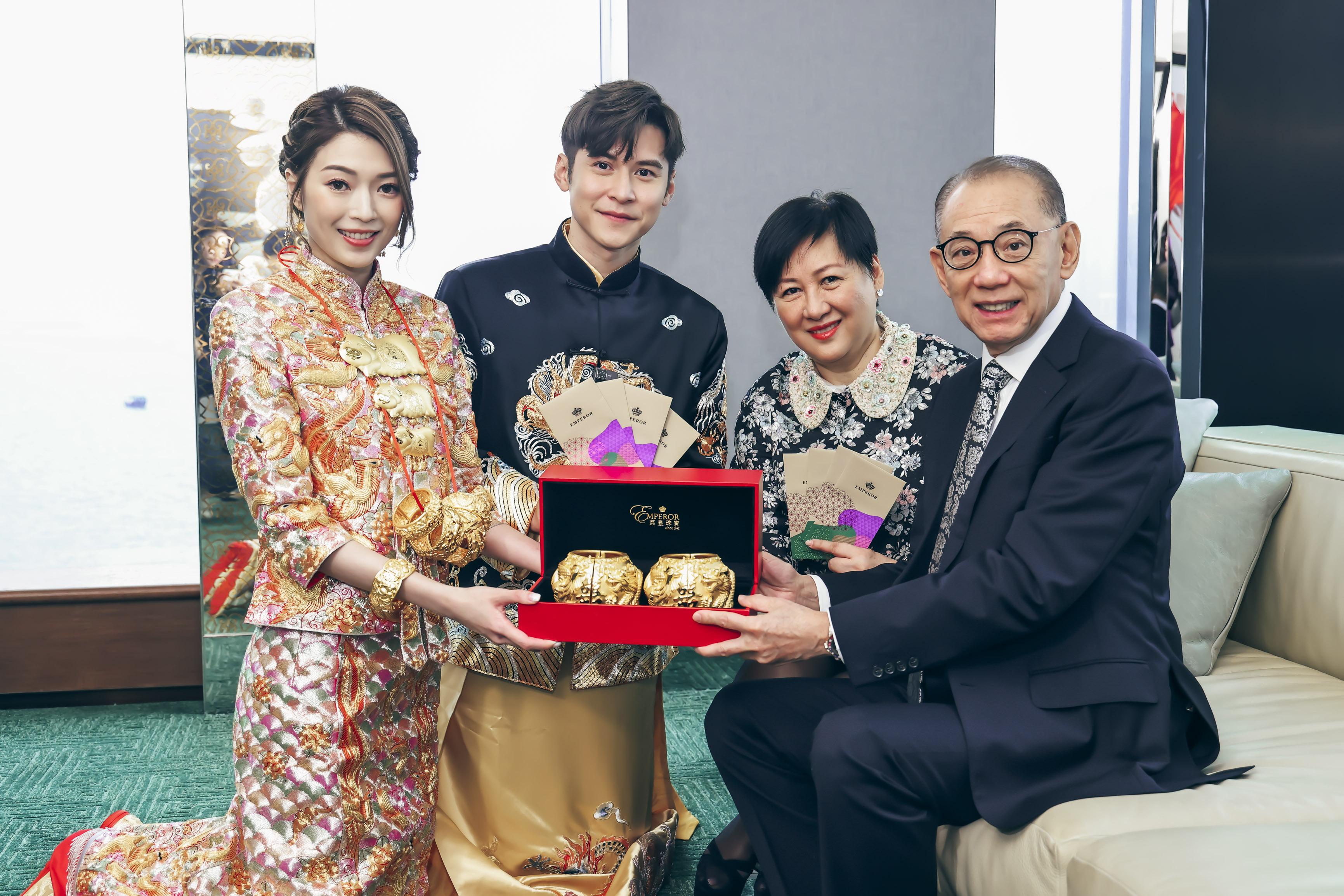 陳連聯婚｜楊受成贈流星錘迎連詩雅入門 陳家樂收6位數大利是