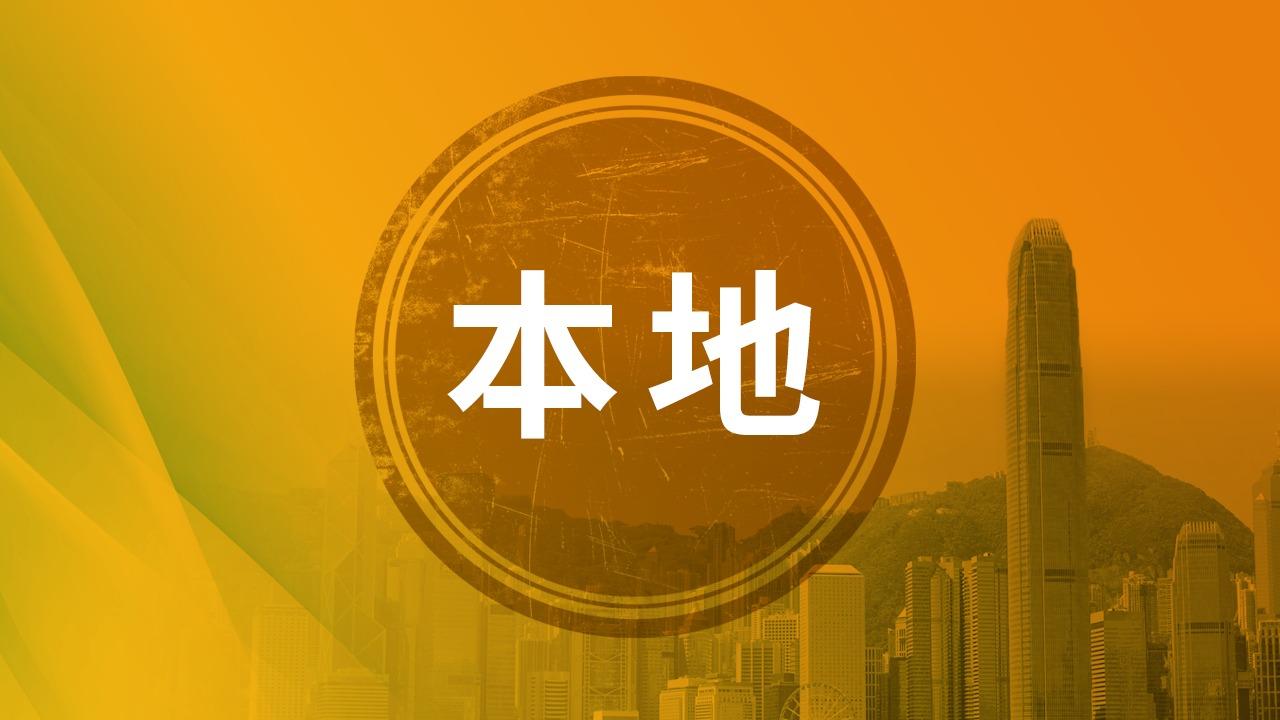 四旬男賊闖長沙灣金舖搶4萬元金鏈　匿工廈天台被捕