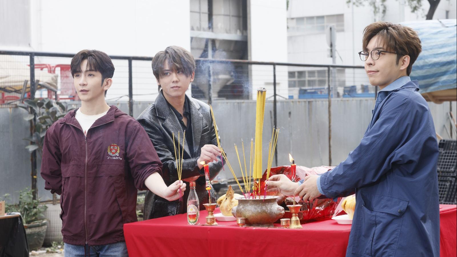 呂爵安再組「登神CP」拍港版《社內相親》 Anson Lo甩腳毛傷癒登場