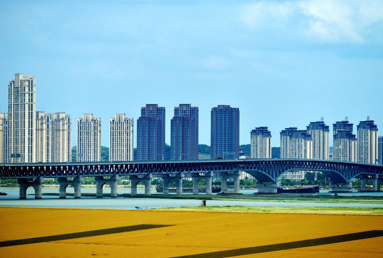 內地樓價續升 內房股見復甦