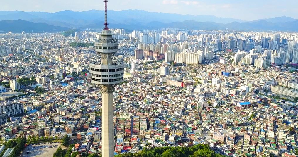 南韓大邸市一對情侶在20樓天台打野戰，結果搞出人命。(互聯網)