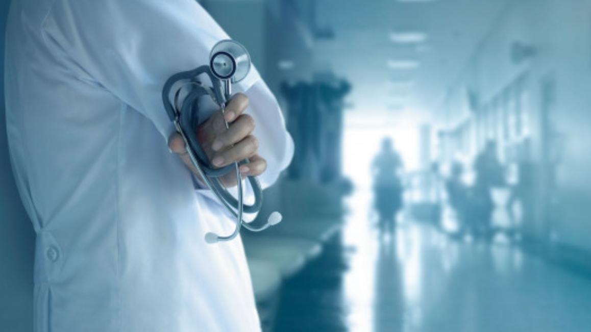 六旬漢無牌行醫28年治療逾1.5萬病人，任職60間醫院無人發現。(資料圖片)