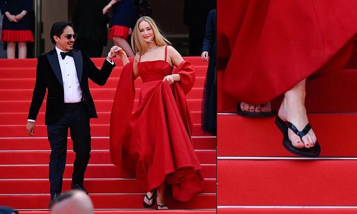 康城影展｜影后珍妮花羅倫絲Dior襯人字拖驚豔首映禮