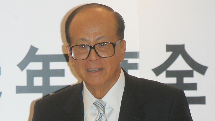 股東手影｜李嘉誠減持郵儲行 套逾1.2億