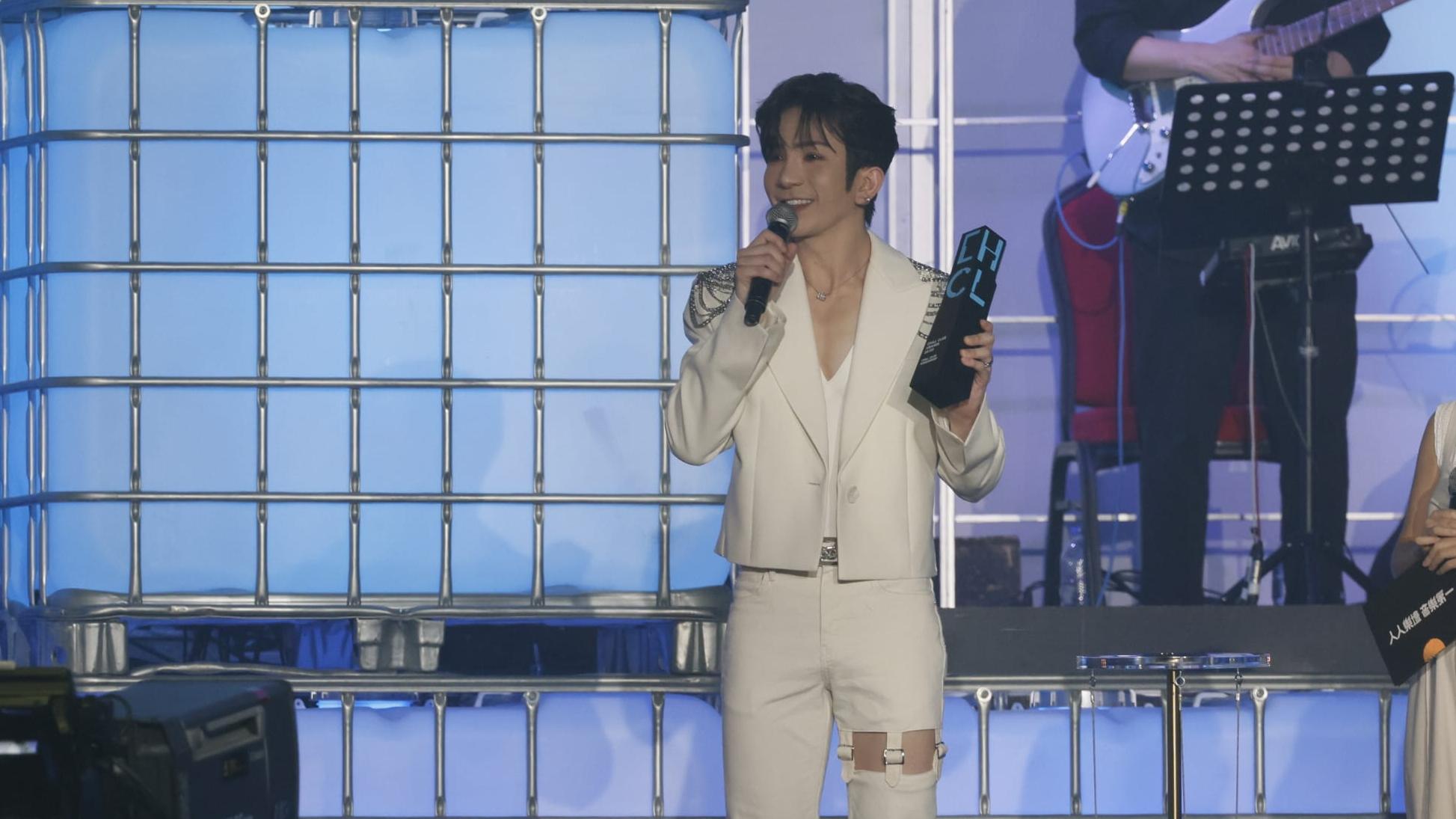 CHILL CLUB頒獎禮2023｜《永順街39號》逾12萬票奪「年度流行歌曲獎」 《報復式浪漫》獲「年度節奏藍調歌曲獎」