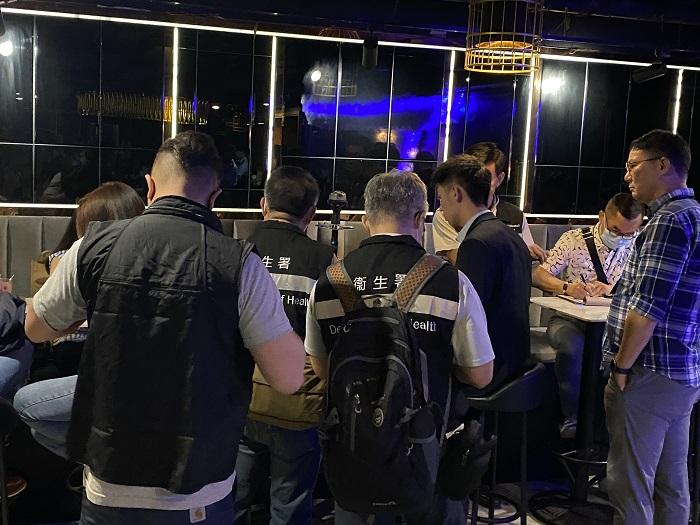 控煙酒辦與警方採取聯合行動。(政府新聞處圖片)