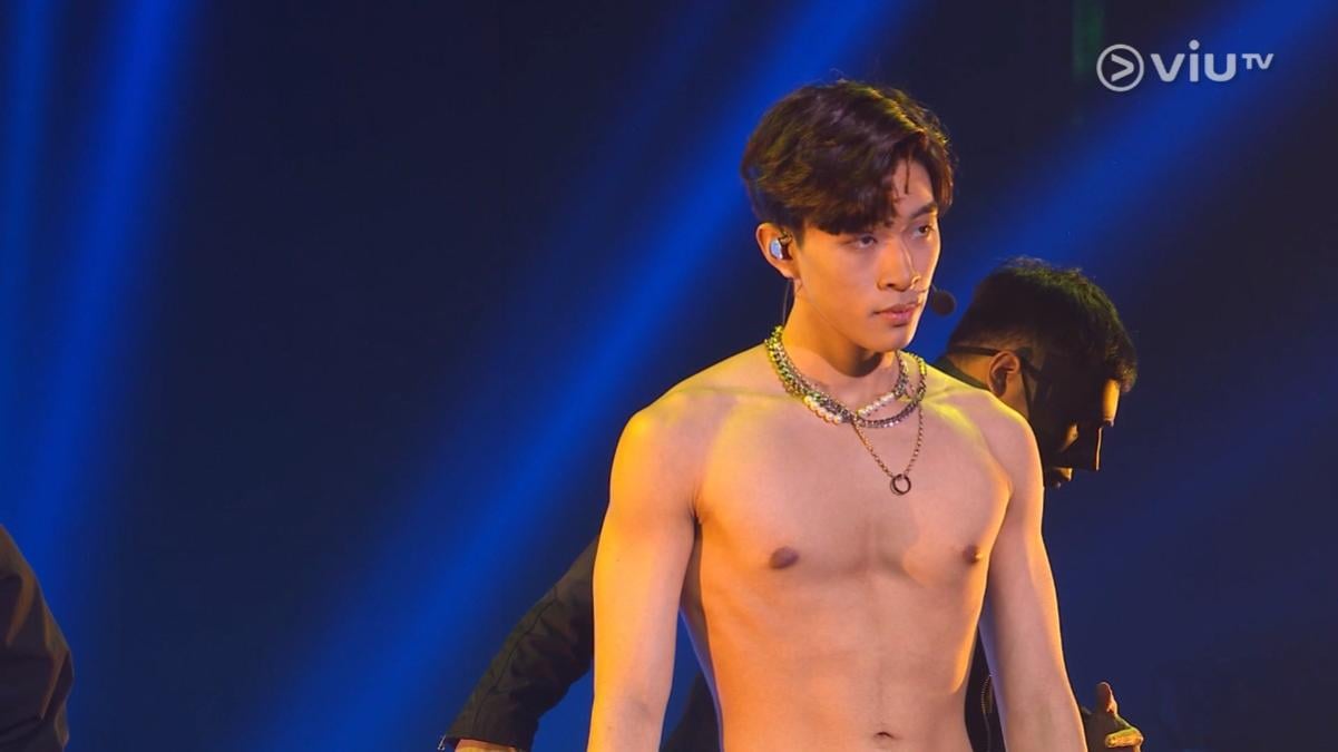 全民造星V｜19歲Katkit為參賽停讀演藝學院  爆肌折骨高唱我係香港製造