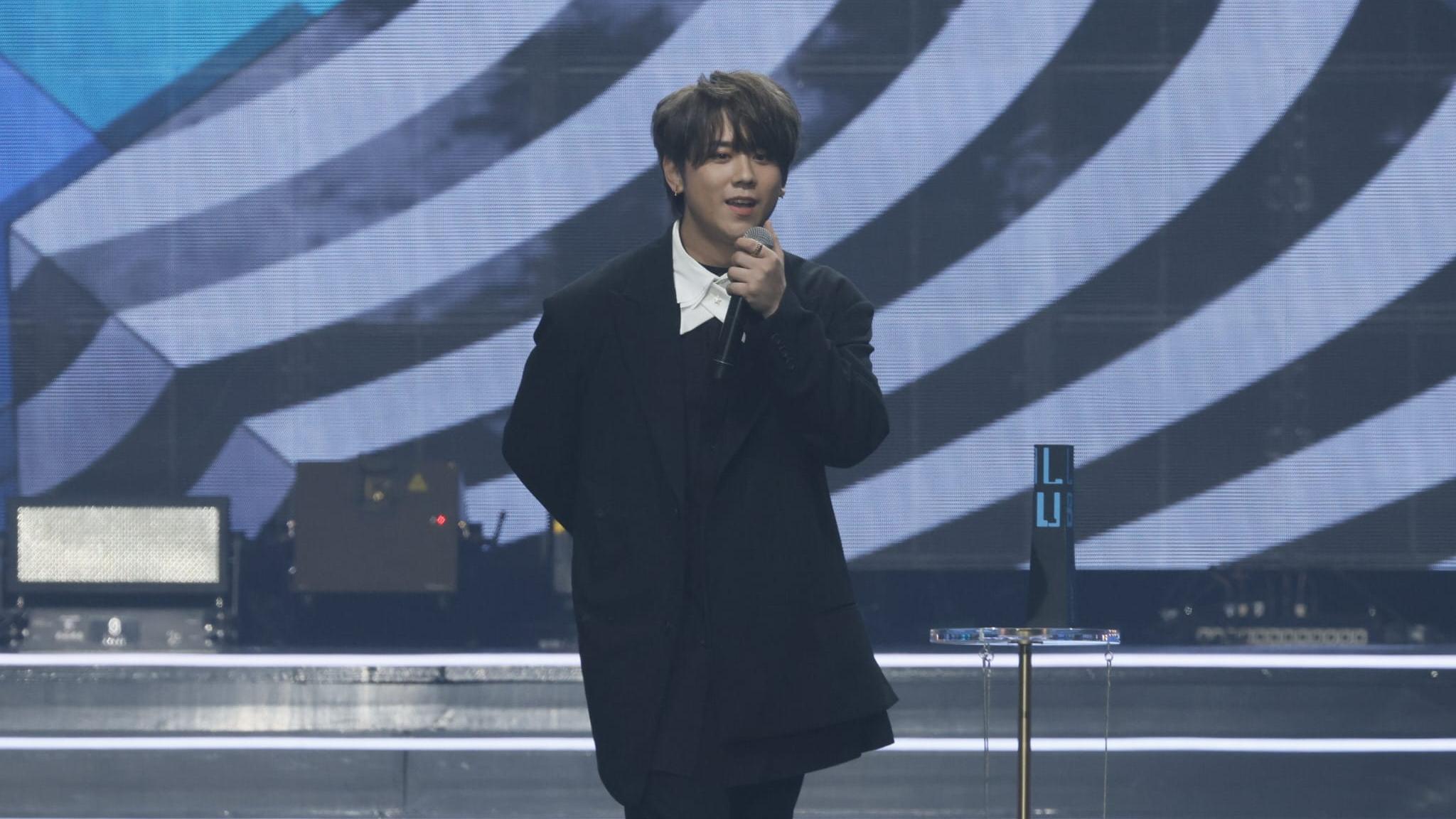 CHILL CLUB頒獎禮2023｜姜濤銀獎感言點評各鏡仔 網民︰MIRROR係咪解散？