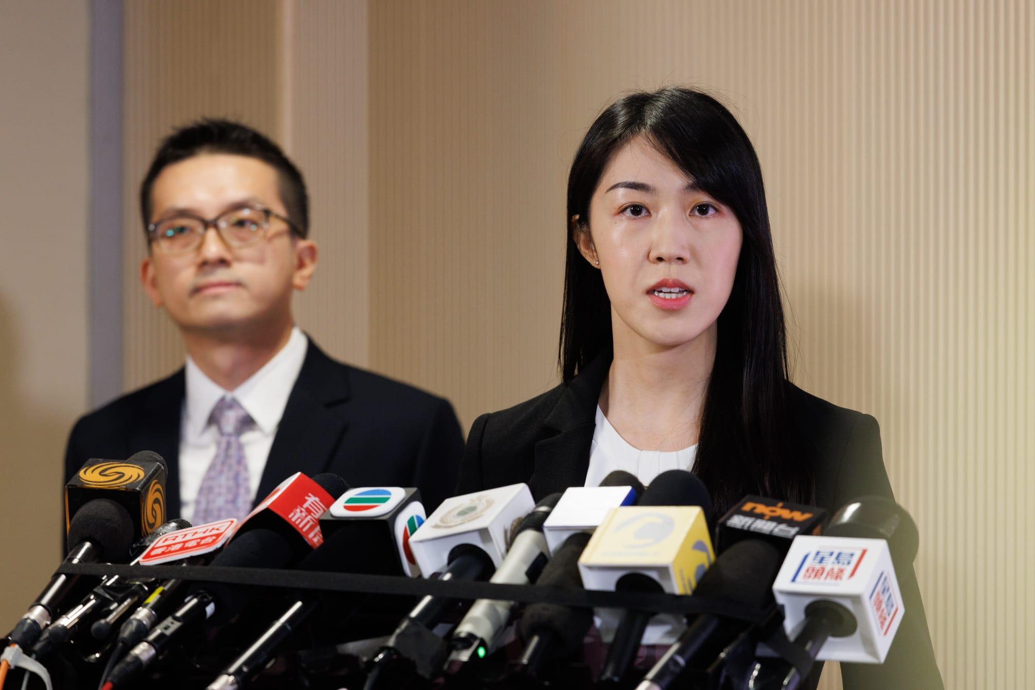 涉清洗黑錢逾35億元   海關瓦解洗黑錢集團拘8人  (蘇文傑攝)