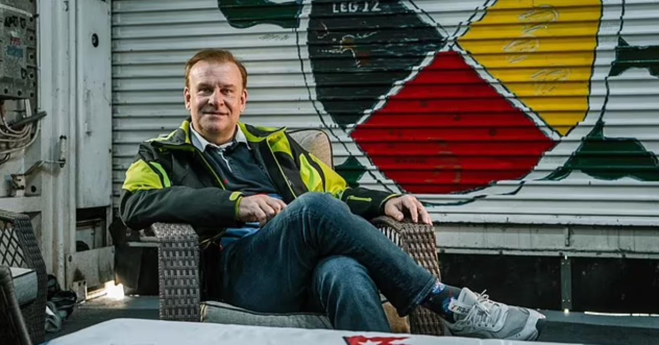 哈丁創下多項飛行紀錄，也是3項健力士紀錄保持者。(互聯網)