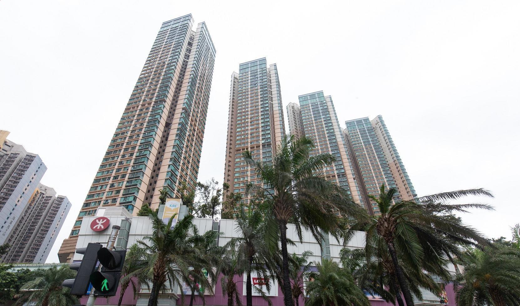 奧運站帝柏海灣一個中層海景套三房優質戶，最新以4.4萬元租出，呎租43.4元。