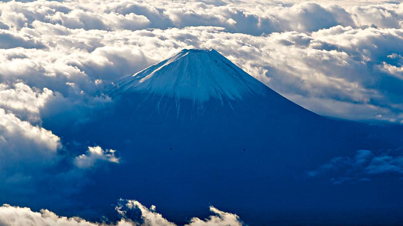 疫後開山料爆人潮 恐現「0泊2日」冒險通宵登富士山