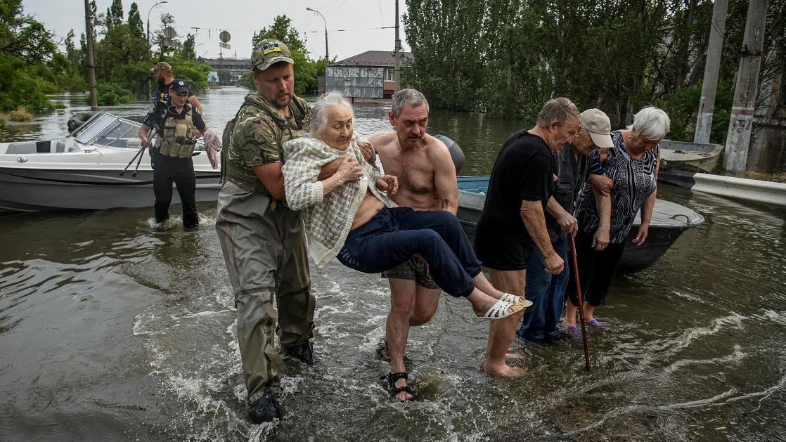 赫爾松水壩缺堤 恐沖走無數地雷