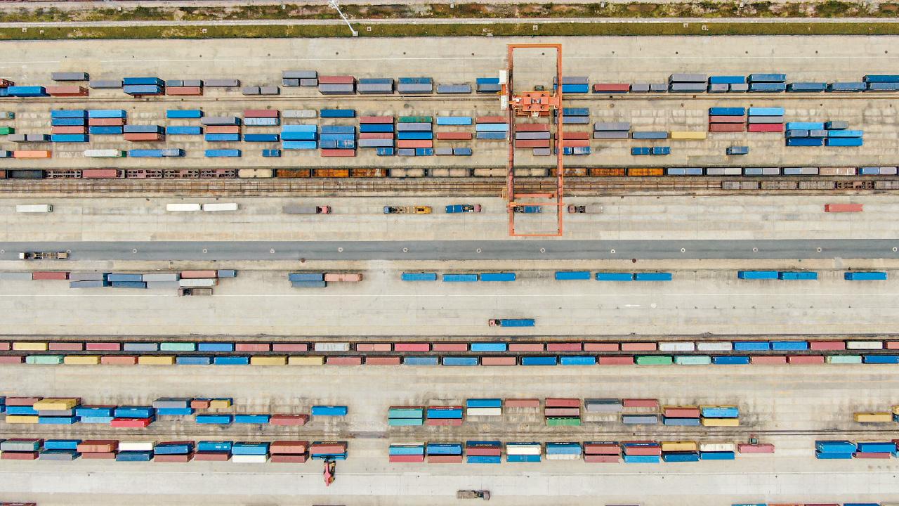 復甦乏力｜上月急跌7.5% 內地出口驚嚇 放水聲近