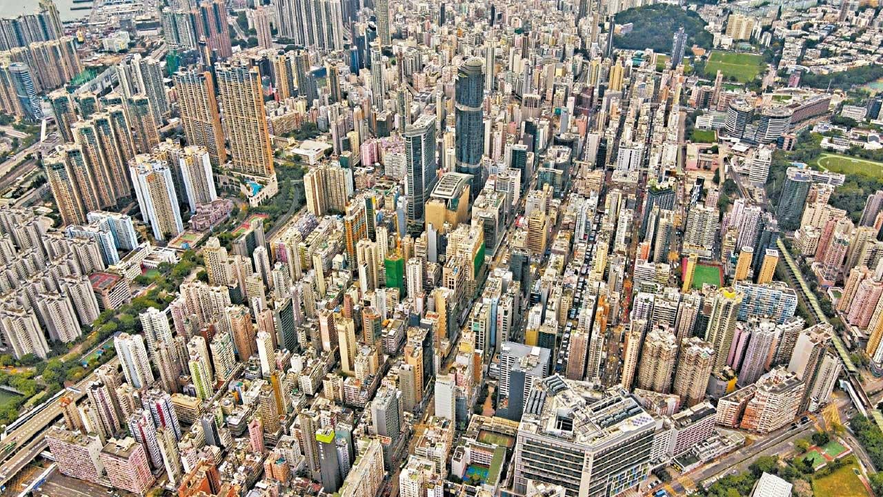 樓市降溫｜料今年港樓升完 大摩叫減持 恒地瀉半成