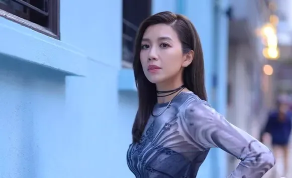 有報導指黃智雯就快約滿但未簽新約。