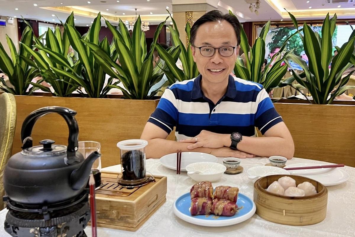 Patrick今朝去咗三鄉鎮嘅傳統中式酒樓飲早茶。(聶德權FB)