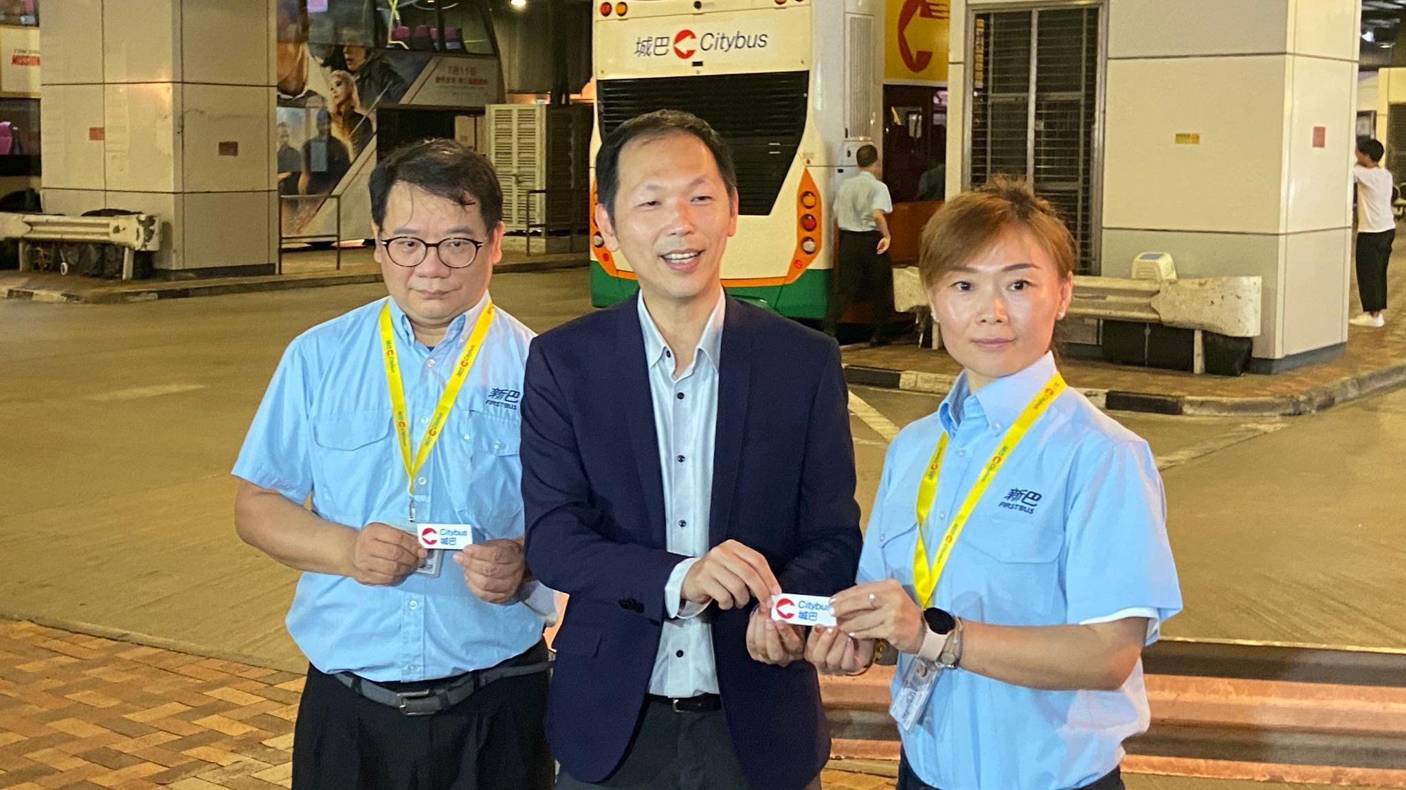 新巴城巴合併｜兩巴明起合併   城巴：將更靈活發展及創造協同效應  (曾港深攝)