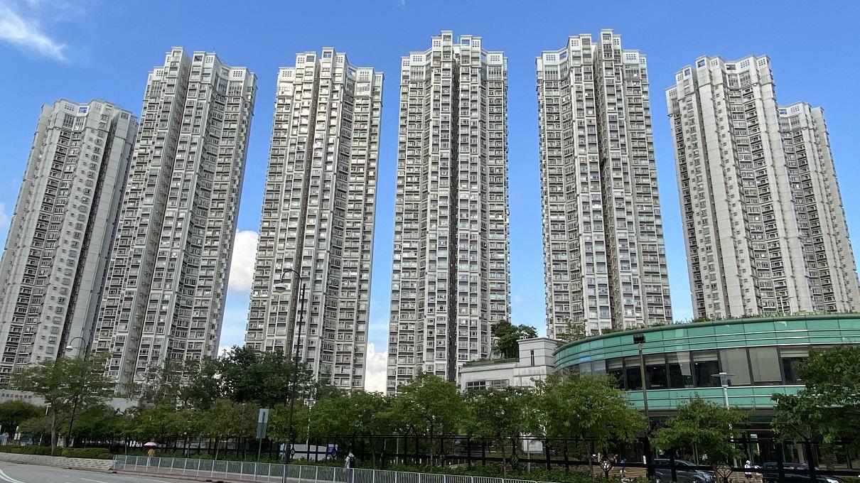 藍籌屋苑｜換樓客趁靜市大幅還價 430萬購嘉湖山莊兩房 呎價跌穿1萬