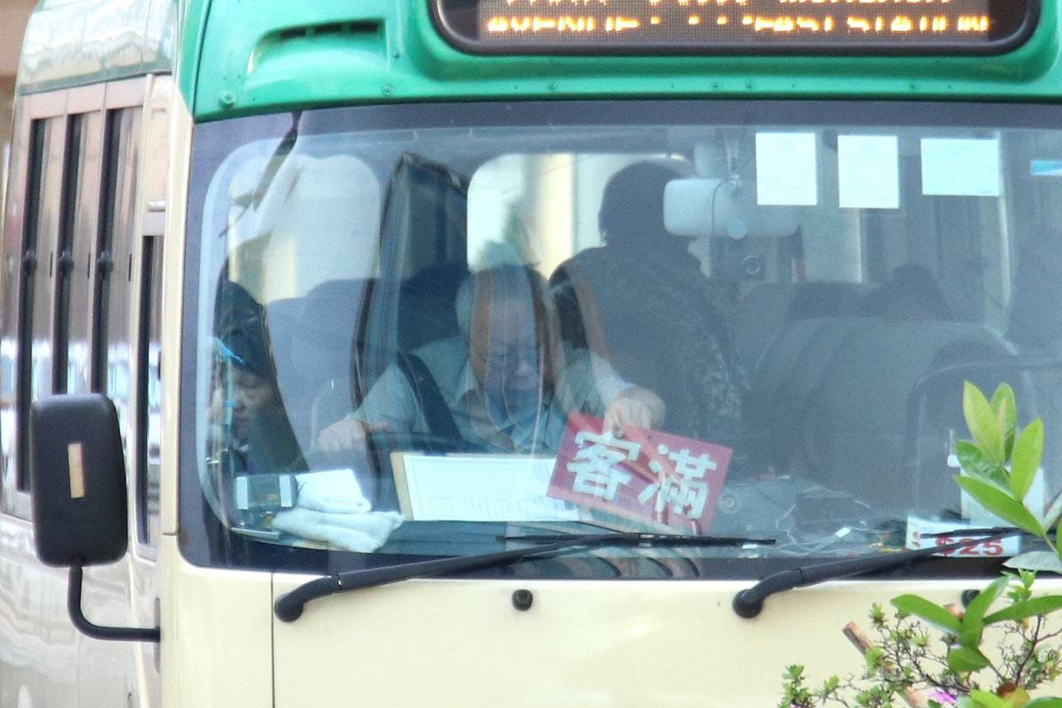 運輸署會為外勞司機增設專門的考車牌時段。(資料圖片／林俊源攝)